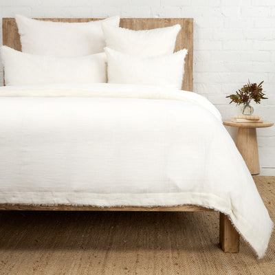 product image of Hunter Cream Bedding Pom Pom At Home T 8000 C 04 1 544