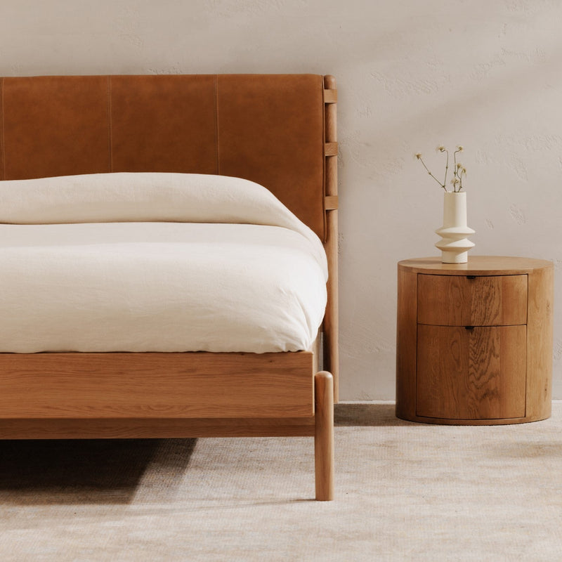 media image for Colby Brown Bed By Bd La Mhc Yc 1046 24 0 16 237