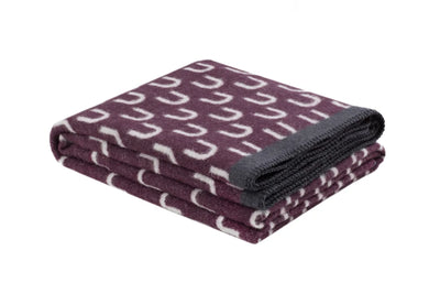 product image of arch aubergine grey throw 1 526
