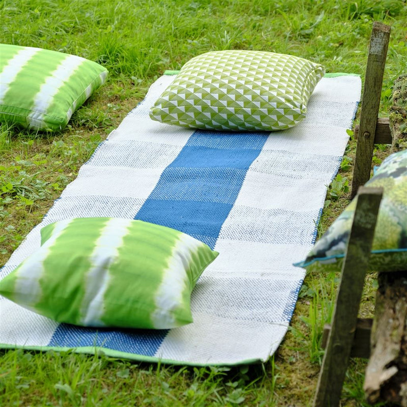 media image for outdoor saliya rug by designers guild rugdg0815 7 252