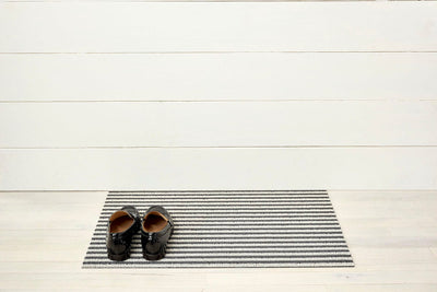 product image for breton stripe shag mat by chilewich 200718 001 3 29