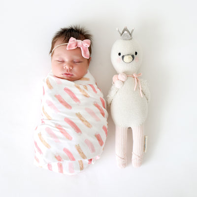 product image for harlow the swan by cuddle kind 6 90