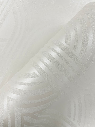 product image for Déco Arches Wallpaper in Pearlescent 9