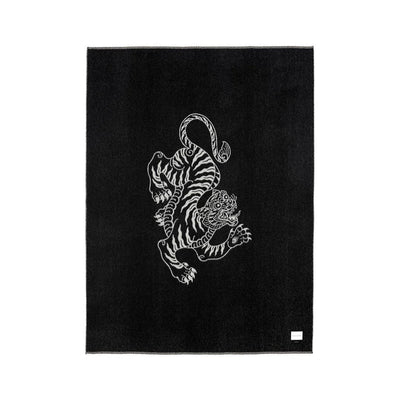 product image of voodoo reversible throw by blacksaw bl59 01 1 553