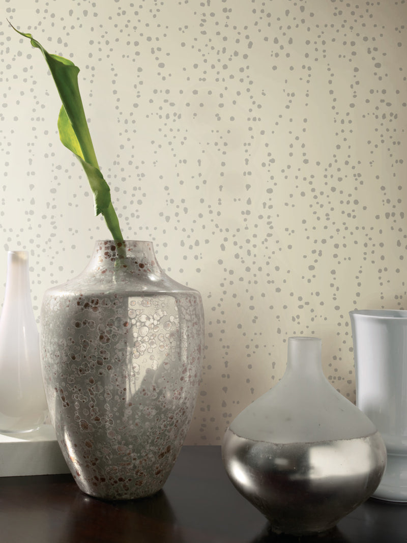 media image for Star Struck Cream/Glint Wallpaper from the Modern Artisan II Collection by Candice Olson 299