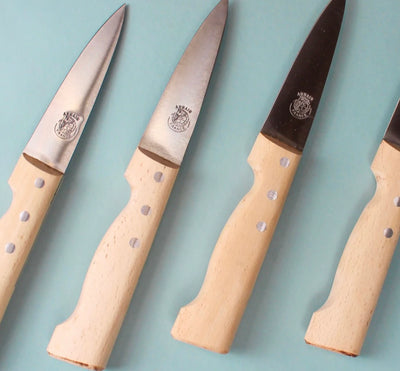 product image for au nain boucher set of 4 beech wood steak knives with leather pouch 2 54