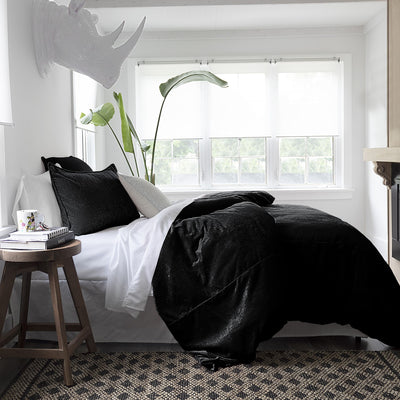 product image for Juno Velvet Black Bedding 6 10