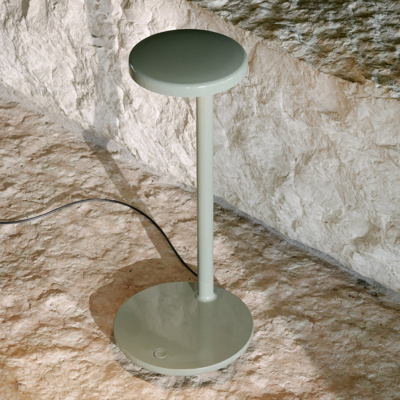 media image for Oblique Die cast aluminium Table Lighting in Various Colors 231