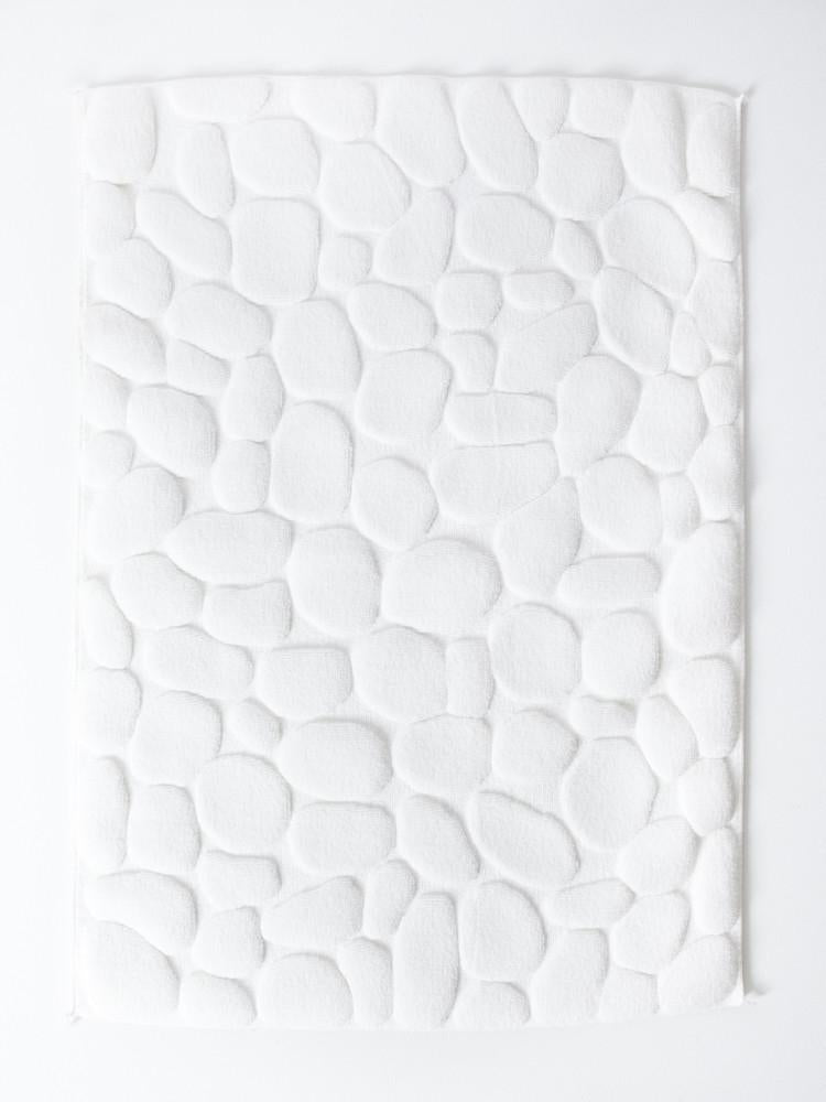 media image for ishikoro pebble bath mat white 1 286