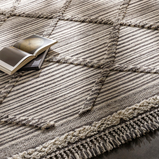 media image for Cadiz Wool Black Rug Styleshot Image 220